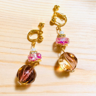 ハンドメイド イヤリングの画像