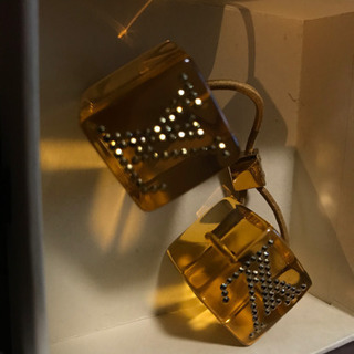 ルイ・ヴィトン LOUIS VUITTON 髪留め