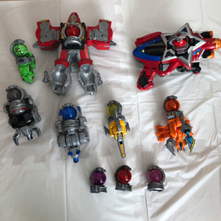 キュンレンジャーのおもちゃです。
