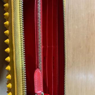 正規本物美品 Christian Louboutin クリスチャンルブタン PANETTONE パネトーネ ラウンドファスナースパイクスタッズ　長財布の画像