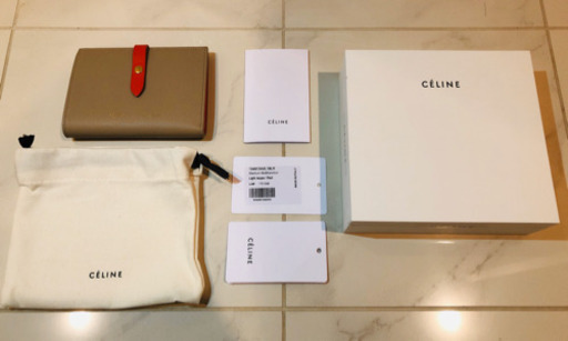 セリーヌ CELINE 二つ折り財布 ミディアム ライトトープ レッド