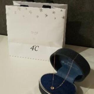 未使用💛　定価23100円　4℃ ヨンドシー 2019  Christmas限定 一粒デザインネックレス★ピンクゴールド１０K（限定ボックス入り）の画像