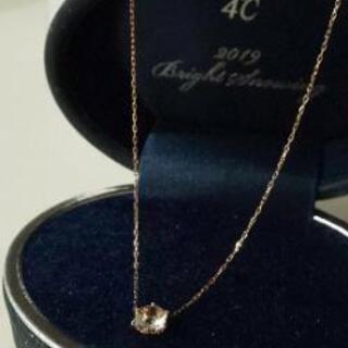 未使用💛　定価23100円　4℃ ヨンドシー 2019  Christmas限定 一粒デザインネックレス★ピンクゴールド１０K（限定ボックス入り）の画像