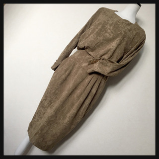 【JULY ClAIRE】レトロベロア調ドルマンスリーブワンピー...