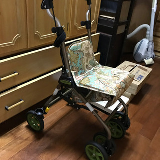 シルバーカーの画像