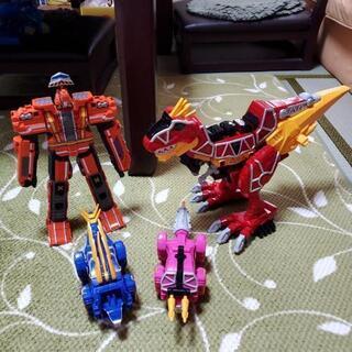 交渉中、キョウリュウジャーセット