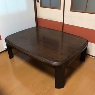 最終セール　テーブル