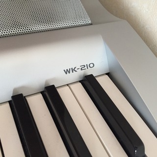 Casio　WK210　カシオ　キーボード　76鍵　1月6日までに取りに来れるかた限定！の画像