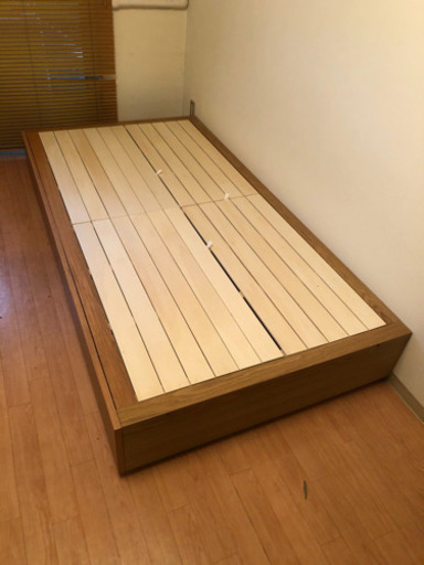 収納ベッド・シングル・オーク材　幅１０５．５×奥行２０１×高さ２７ｃｍ