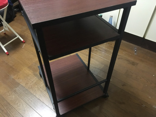サイドテーブル