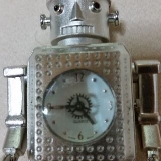 ロボット型置き時計の画像