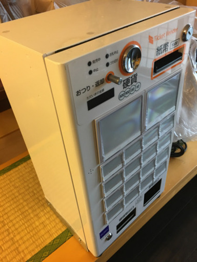 卓上　券売機