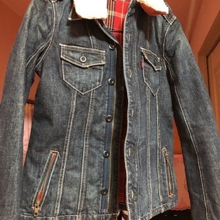 LEVI’Sのジージャン早い者勝ち!!
