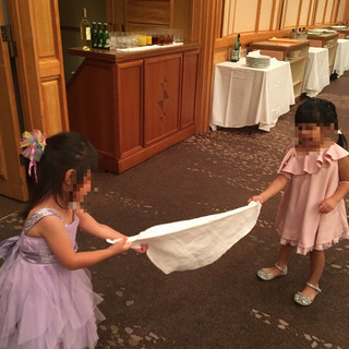 ドレス(3、4歳児)の画像