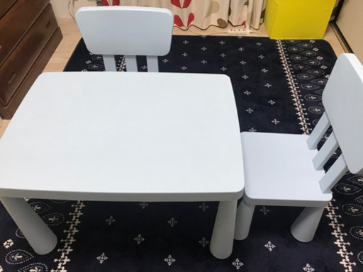 IKEAの子供用のテーブル\u0026チェアーです(o^^o)