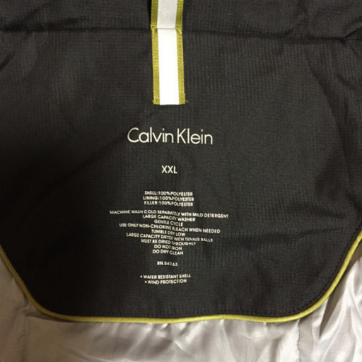 マウンテンパーカー(カルバン・クライン)
