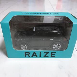  トヨタ 　ライズ　プルバックカー　ミニカー