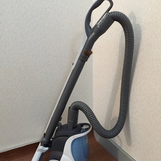 三菱電気　紙パック式掃除機