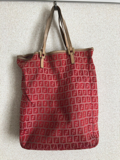 【交渉中】FENDI フェンディ　手提げバッグ　ミニポーチ付き