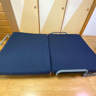 5日まで！！セミダブルベット　折りたたみの画像