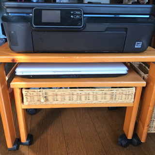 パソコンデスク