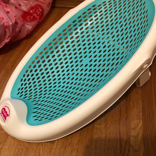 combiのバウンサー、バスチェアの画像