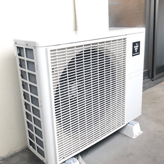 20万円ヤマダ電機長期無料保証付！専門業者クリーニング済！18畳までOK！取外し料当方負担シャープ プラズマクラスターを格安でお譲りします の画像