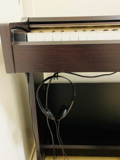 YAMAHA 電子ピアノ
