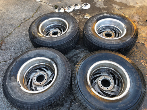 タイヤ！ホイールセット！265/70/16！スタッドレス