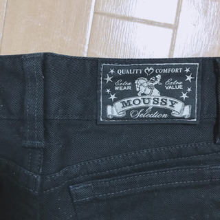 moussy ブラックパンツ