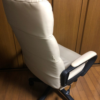 パソコンチェアの画像