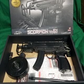 値下げしました　東京　マルイ　vz６１　スコーピオン　エアガン　１８禁