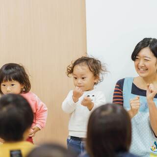 ＜保育士＞募集【2020年4月新規開園】月収20万円〜★小規模認可☆マイカー通勤可能☆駅徒歩7分の画像