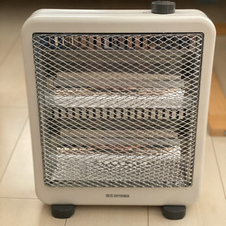電気ストーブ　アイリスオーヤマ 400-800w 5秒で暖かくなります！の画像