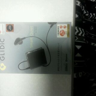 ワイヤレスイヤホン