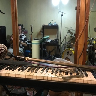 キーボード募集。シンプルなロックバンド。 − 東京都