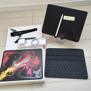 iPad Pro 12.9 256GB SIMフリー　純正キーボード付 美品✨ iPadPro(第4世代)12.9インチ 256GBシルバー&純正キーボード 美品