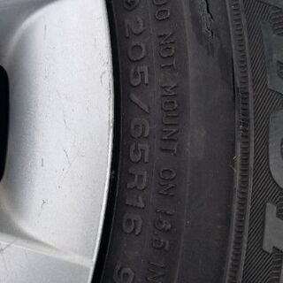 トヨタ鉄ホイール付き。スタッドレス205/65R16まにあわせに。の画像