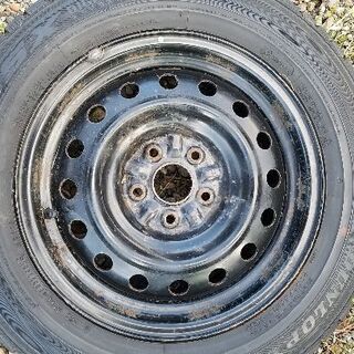 トヨタ鉄ホイール付き。スタッドレス205/65R16まにあわせに。の画像