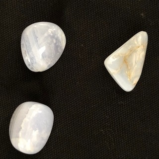 ブレスレットとアクセサリーです。男女兼用です。の画像