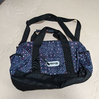 美品!outdoorsドラム型バッグの画像