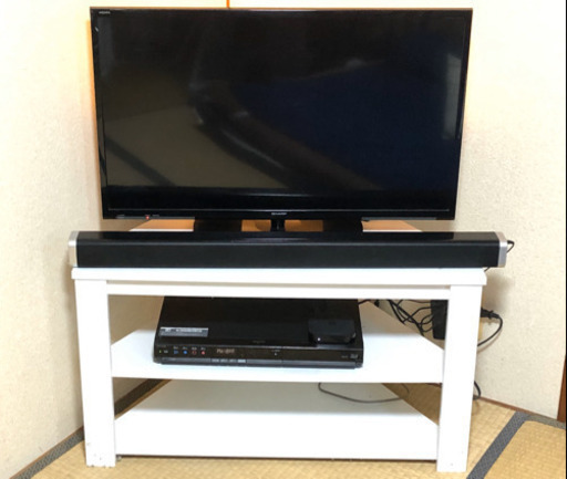 テレビ32型/レコーダー/Apple TV/スピーカー/テレビ台/バックライト セット