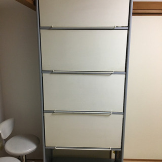【無料】スチール棚　ロッカー　オフィス家具