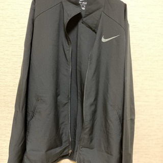 ナイキジャケットの画像