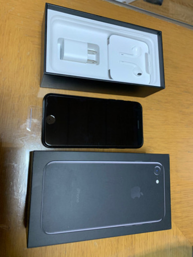 iPhone 7    ブラック128GB 「SIMロック解除済」