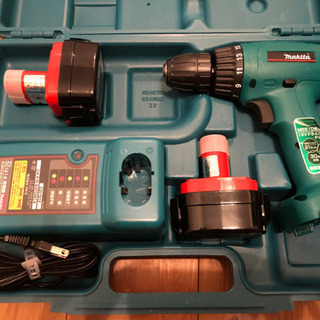 【値下げ】  マキタ　12V 充電式ドライバドリルの画像