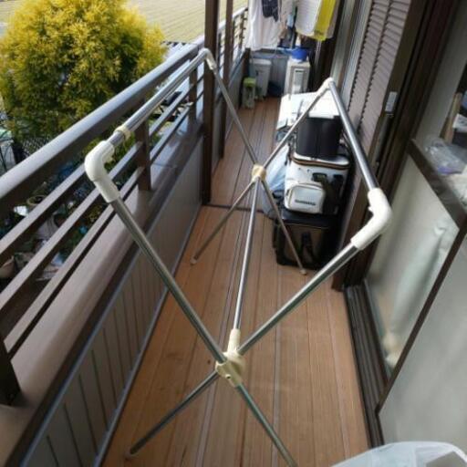 【引取者様決定しました】Ｘ型伸縮布団干し