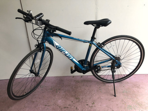 ⚫️⚫️⚫️クロスバイク、新品同様、エアーオン、28インチ、21段、ピカピカ