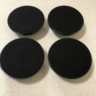 ピアノ用 防音パネルと ゴム製耐震防振ピアノインシュレーターセッ トの画像