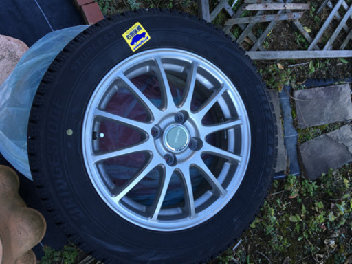 スタッドレスタイヤ(4本セット)